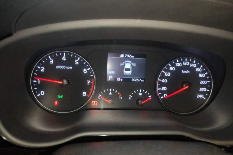 Used Kia K3 (Kai Shen) 2017 1.8L Automatic GLS Instrument Cluster