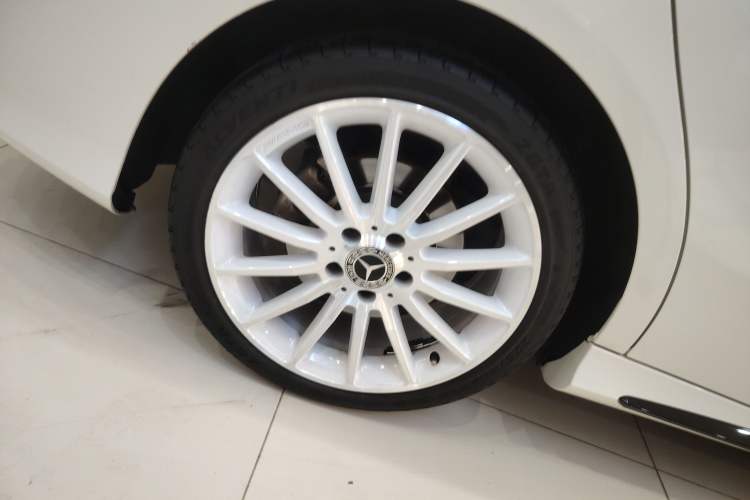 Used Mercedes-Benz CLA 2017 CLA 220 4MATIC Polar Limited Edition Exterior 3