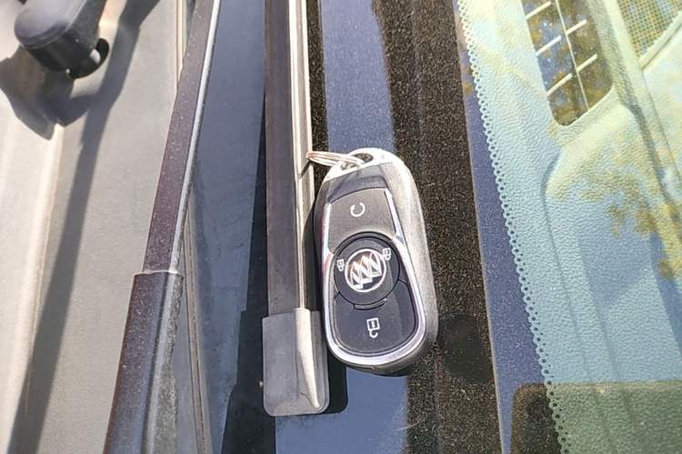 Used Buick Velite 6 2022 Plug-in Hybrid Connected Fashion Model
