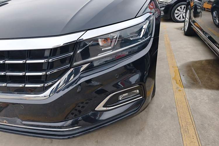 Used Volkswagen Passat 2020 330TSI Elite Edition China VI
