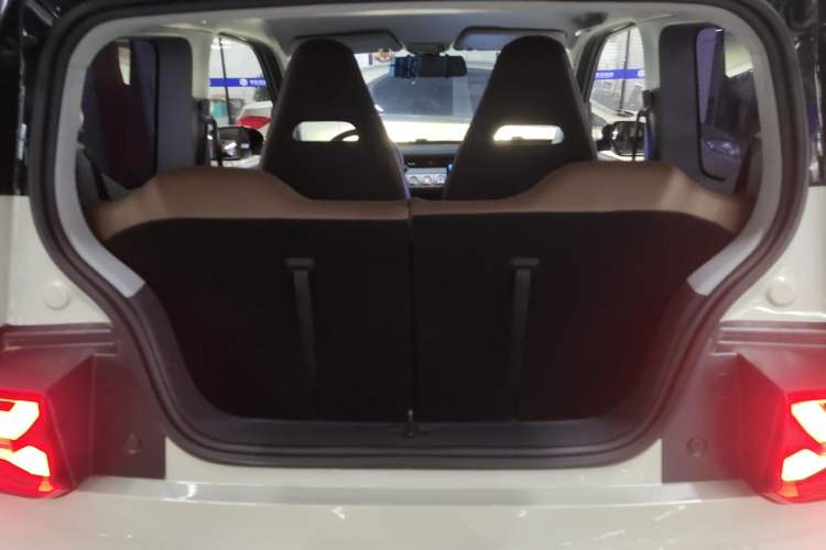 Used Wuling Hongguang MINIEV 2022 GAMEBOY 200km Gaming Edition with Lithium Iron Phosphate
