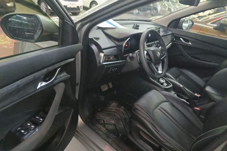 Used Baojun 360 2019 1.5L Automatic Elite Version China VI
