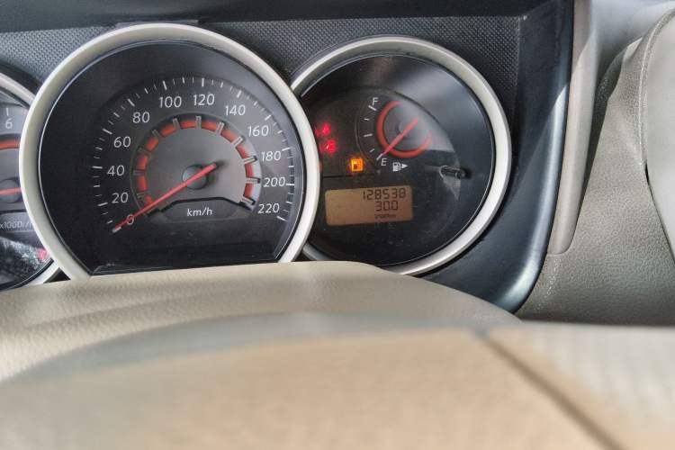 Used Nissan Sylphy 2012 Classic 1.6XL Manual Luxury Edition Odometer Close Up