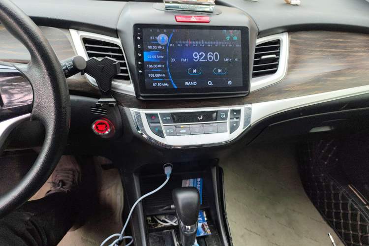 Used Honda Jade 2017 1.8L automatic Comfort version 5 seats
