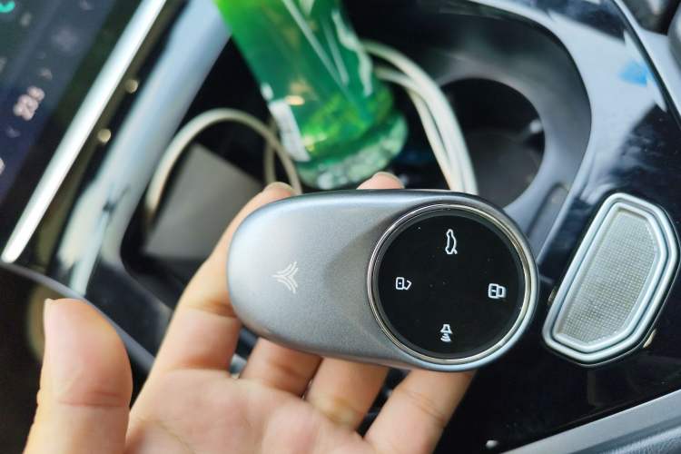 Used NETA S 2023 Pure Electric 520km Rear-Drive Lite Version Vehicle Key