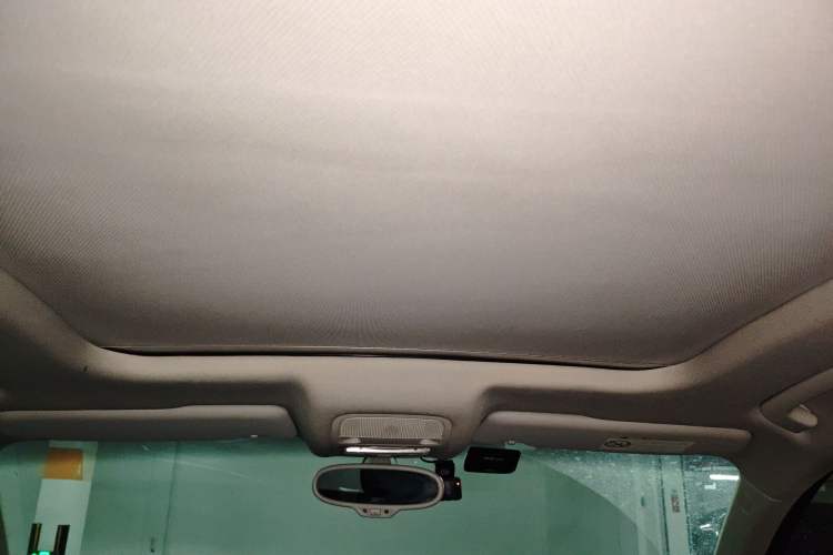 Used Audi Q3 2013 35 TFSI Comfort Model Headliner