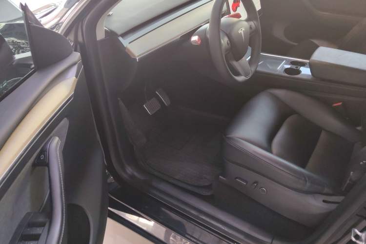 Used Tesla Model Y 2021 Standard Range Rear-Wheel Drive Version Driver Seat