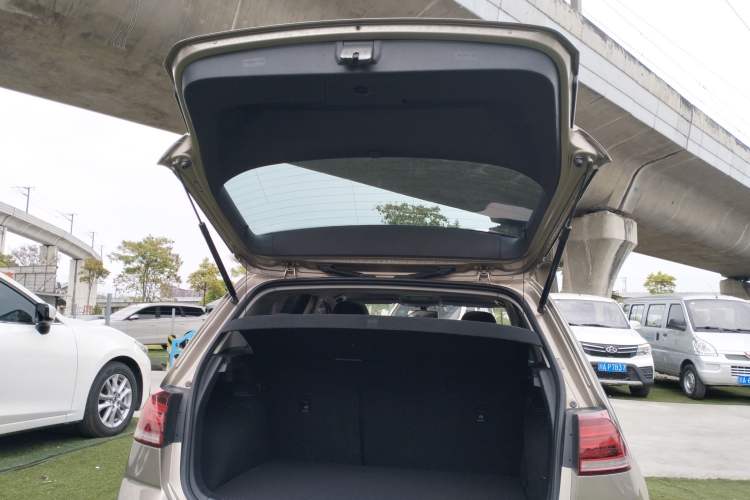 Used Volkswagen Golf 2020 280TSI DSG Comfort Version Trunk