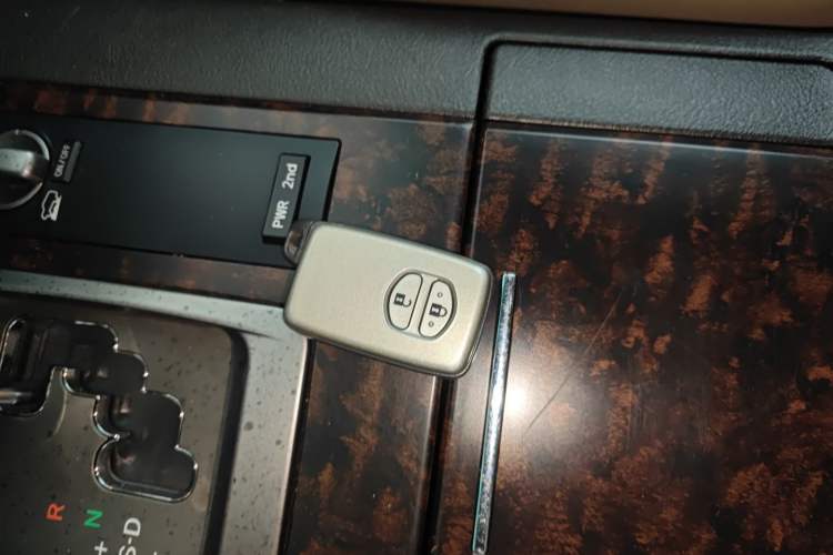 Used Toyota Land Cruiser 2010 4.7L Automatic VX