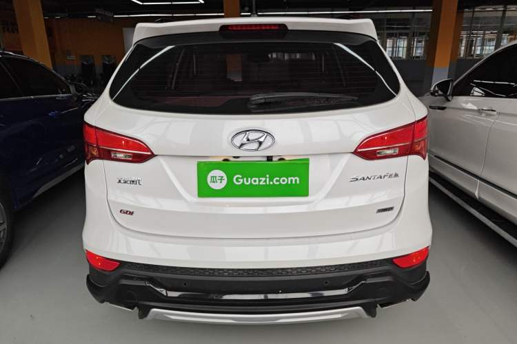 Used Hyundai Santa Fe 2013 2.4L Automatic 4x4 Smart Version Rear