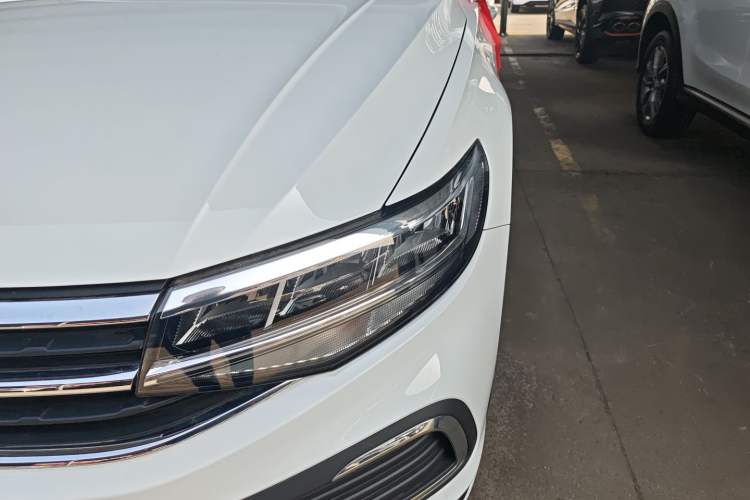 Used Volkswagen Bora 2025 Facelifted 200TSI DSG Yuexing Navigation Edition
