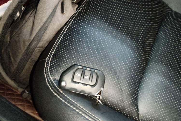 Used Jeep Wrangler New Energy 2021 Four-Door 2.0T 4xe Sahara First Edition Interior 1