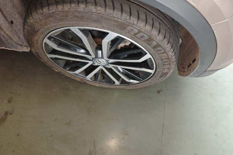 Used Volkswagen T-ROC 2020 280TSI DSG Two-Wheel Drive Comfort Version