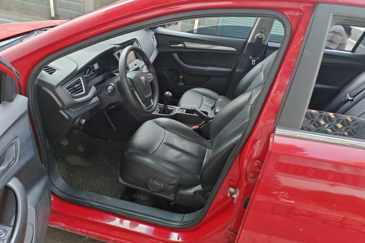 Used Roewe 360 2015 1.5L Manual Luxury Edition
