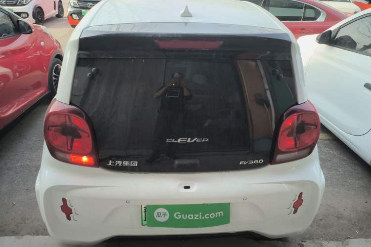 Used Roewe Clever 2021 302 km New Four-Seater Super-Efficient Version
