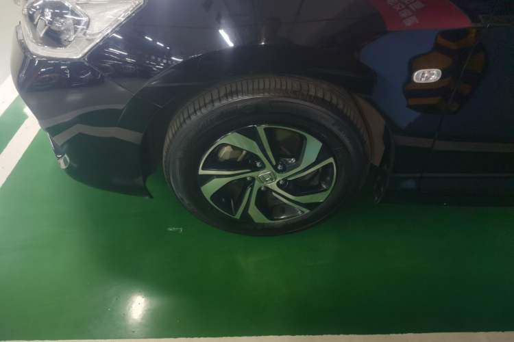 Used Honda Accord 2016 2.0L Comfort Edition Left Front Wheel Hub