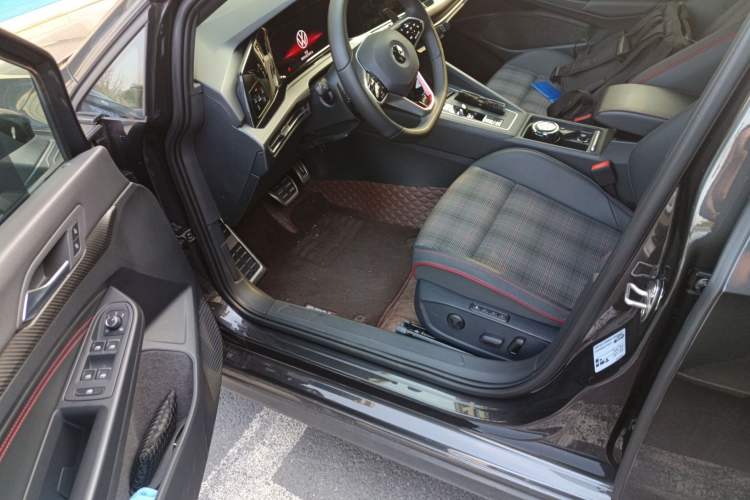 Used Volkswagen Golf GTI 2023 380TSI DSG GTI Driver Seat