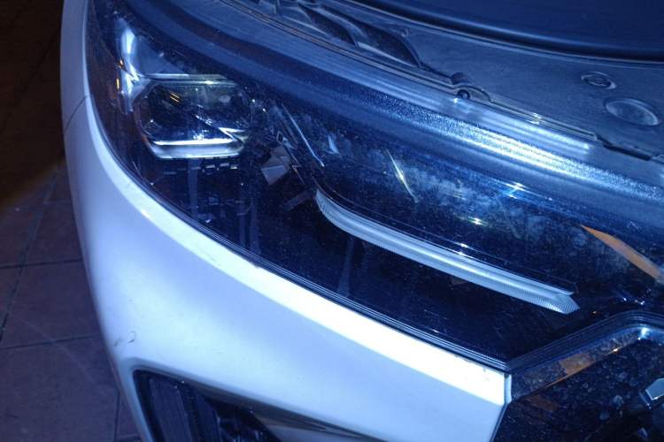 Used Bestune T99 2022 20TD Automatic Sport Premium Edition Right Front Headlight