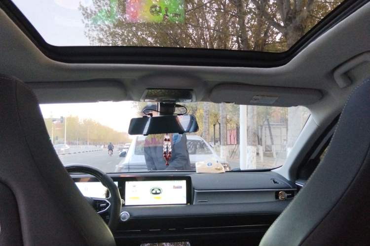 Used NETA U 2022 Zhi400 Pro Ternary Lithium Headliner