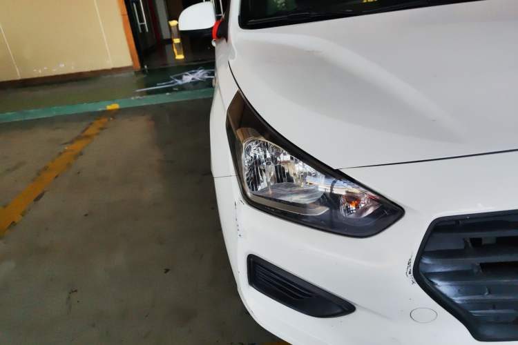 Used Hyundai Verna (older generation) 2017 1.4L Manual Refreshed Version China VI Standard