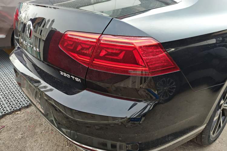 Used Volkswagen Magotan 2020 330TSI DSG Leading Model
