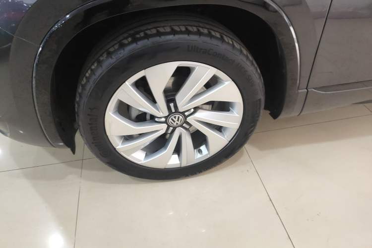 Used Volkswagen Tayron X 2020 330TSI Two-Wheel Drive Luxury Smart Connectivity Version