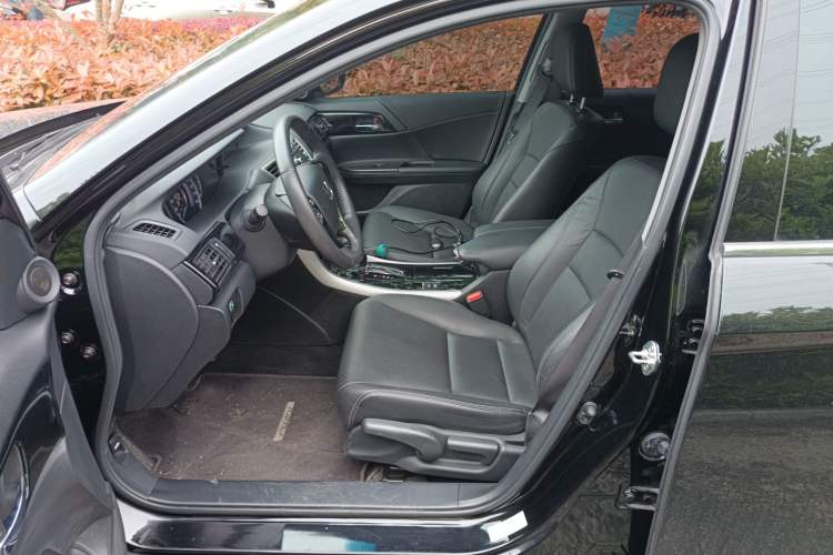 Used Honda Accord 2016 2.0L Elite Edition
