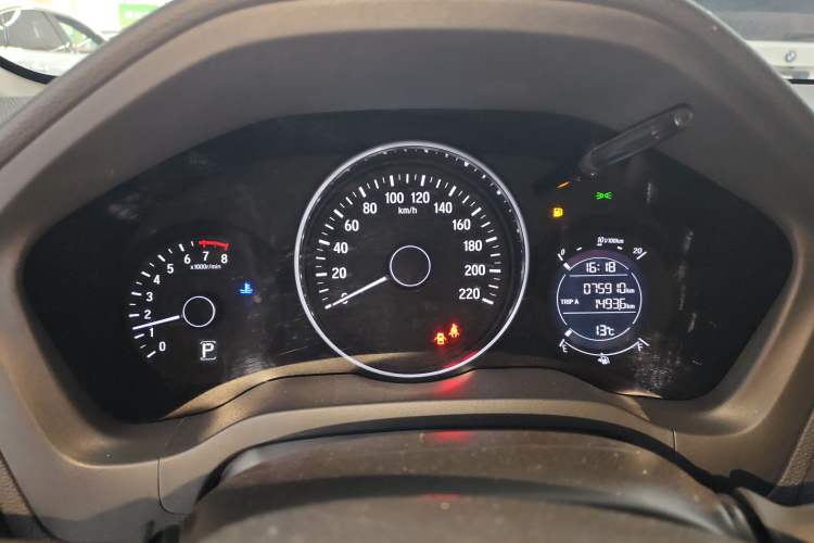 Used Honda Vezel 2020 1.5L CVT Pioneer Edition