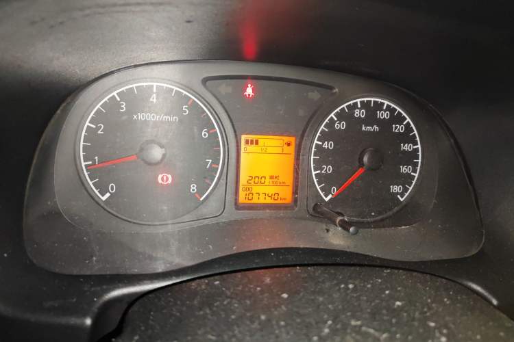 Used Venucia R30 2014 1.2L Manual Luxury Edition Instrument Cluster