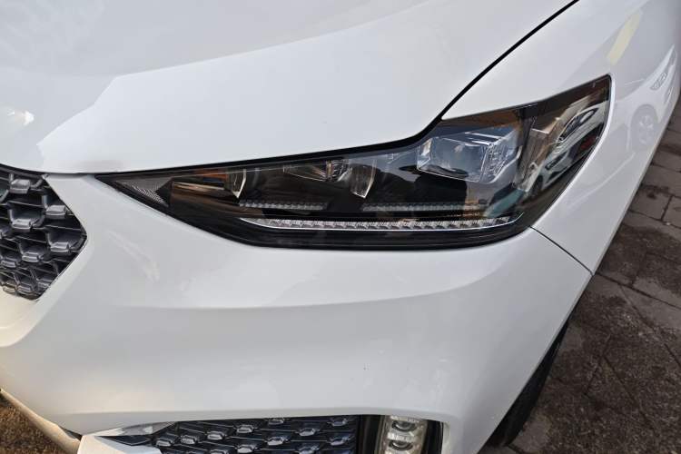 Used Wey VV6 2020 2.0T Two-Wheel Drive Smart Protection+
