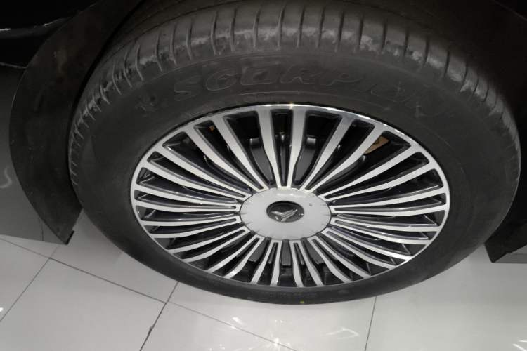 Used VOYAH Dream 2025 PHEV Four-Wheel Drive Prestige Qiankun Edition