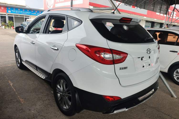 Used Hyundai ix35 2015 2.0L Automatic 2WD Smart Type China IV
