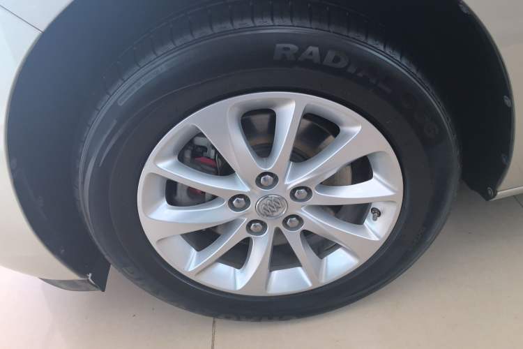 Used Buick GL8 2018 ES 28T Comfort Model China VI Standard
