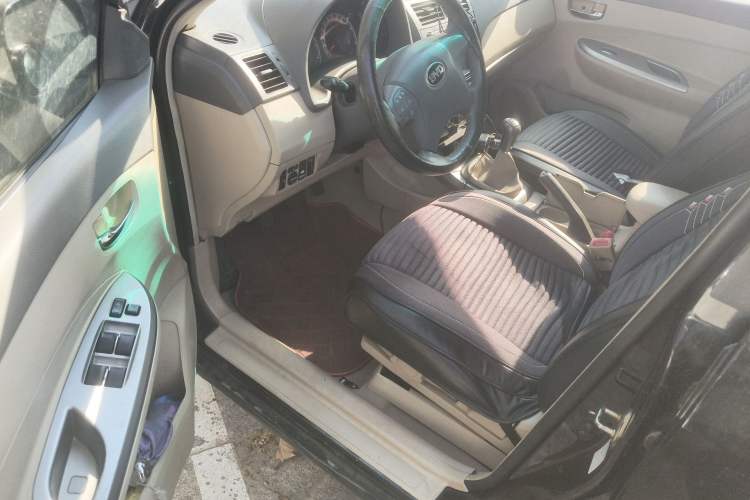 Used BYD L3 2011 Fengchang 1.5L Manual Luxury Model
