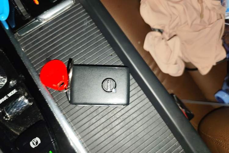 Used Volvo XC60 2019 T5 4x4 Smart Edition China V Standard