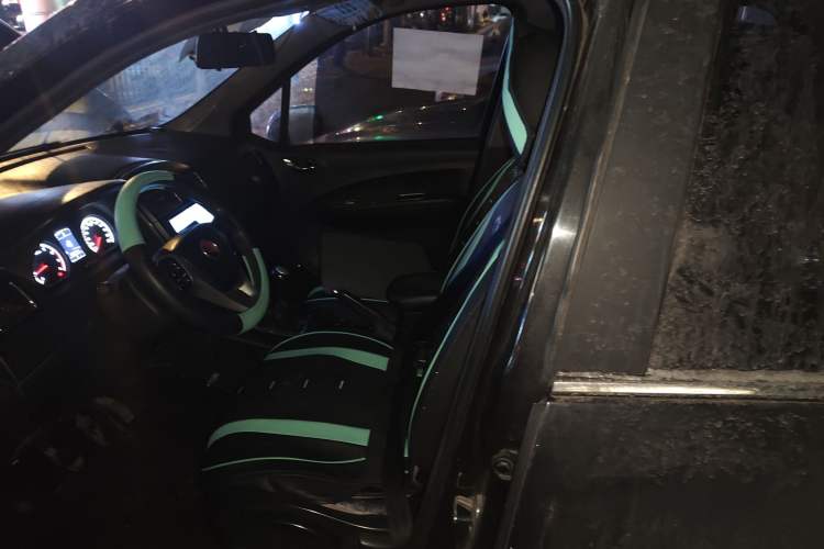 Used FORTHING Joyear X5 2013 1.6L Manual Luxury Model China V Standard Left Front Seat