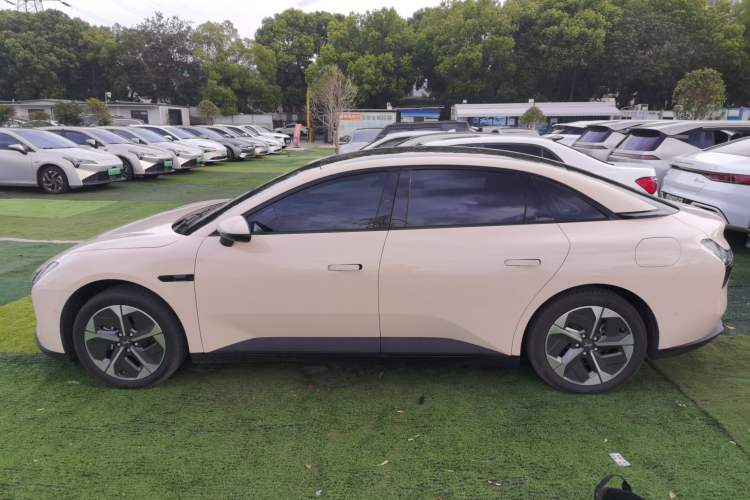 Used XPeng MONA M03 2024 620 with Ultra-Long Range
