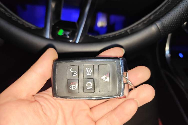 Used Jaguar XEL 2020 2.0T 200 PS R-DYNAMIC S Advanced Sport Edition
