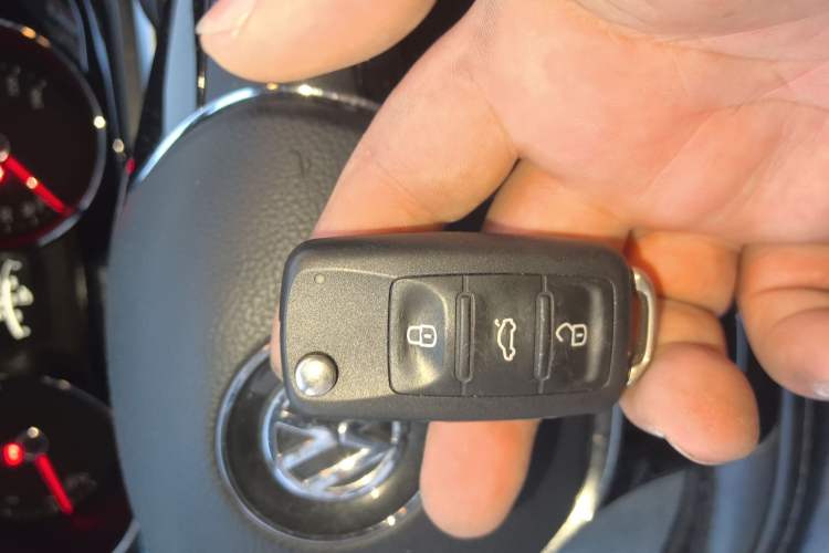 Used Volkswagen C-TREK 2018 230TSI DSG Luxury Version
