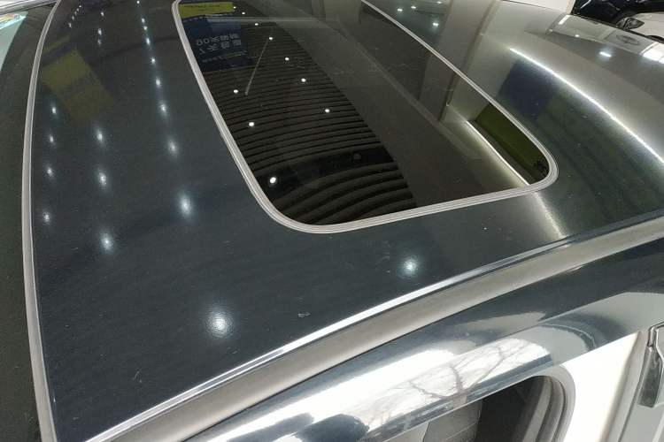 Used Honda Fit 2022 1.5L CVT Trendy Sunroof Edition Roof