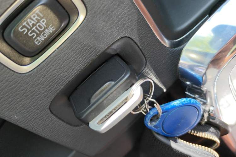 Used Volvo S60 2019 S60L Facelift T5 Intelligent Advanced Edition
