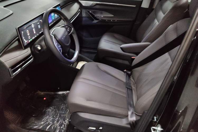 Used SAIC MAXUS Dajia 7 2024 Revised Version Super Hybrid Long-Range Edition Enjoyment Version Left Front Seat