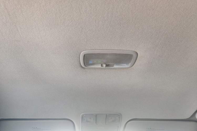 Used Hyundai Celesta 2011 1.6L Manual Comfort Edition Headliner