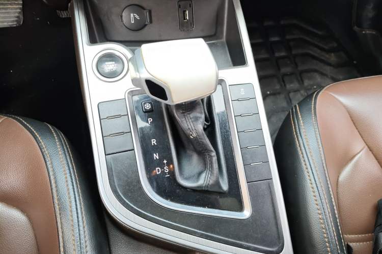 Used FORTHING Joyear X6 2017 Jingxiang Series 1.5T CVT Prestige Model