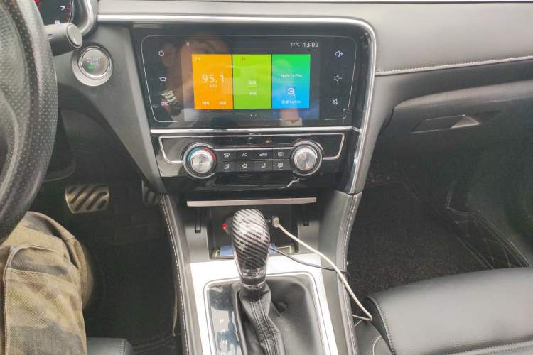 Used MG 6 2019 20T Automatic Sport Edition Audio And AC Panel