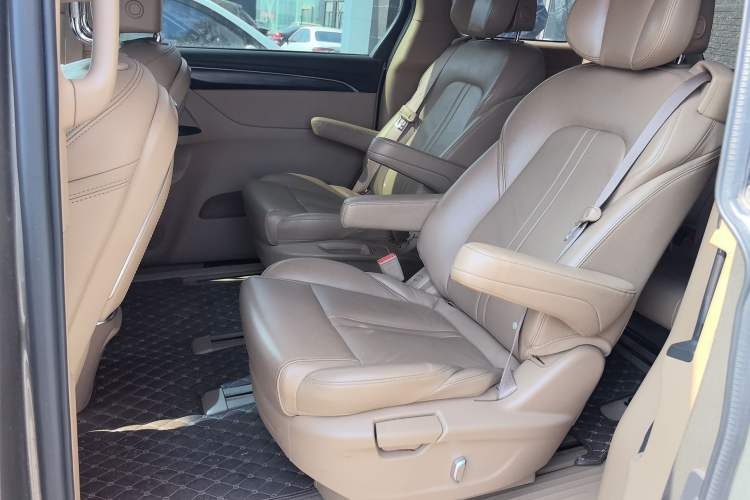 Used Buick GL8 2021 ES Land Cruiser 653T Luxury Edition
