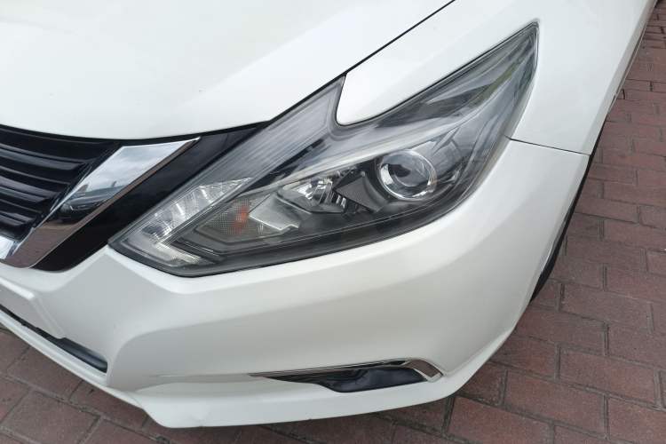 Used Nissan Teana 2018 2.0L XL Smart Upgrade Edition Left Front Headlight