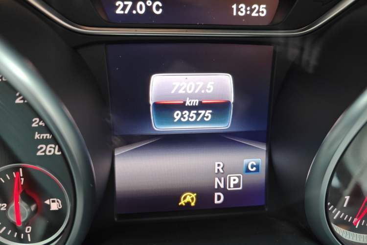 Used Mercedes-Benz GLA 2018 GLA 200 Fashion Model