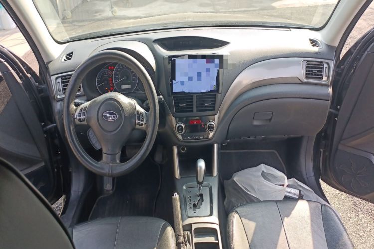 Used Subaru Forester 2012 Classic 2.5XS Automatic Luxury Edition Center Console