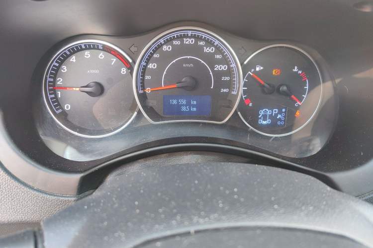 Used Renault Koleos 2014 2.0L Two-Wheel Drive Fashion Edition Odometer Close Up